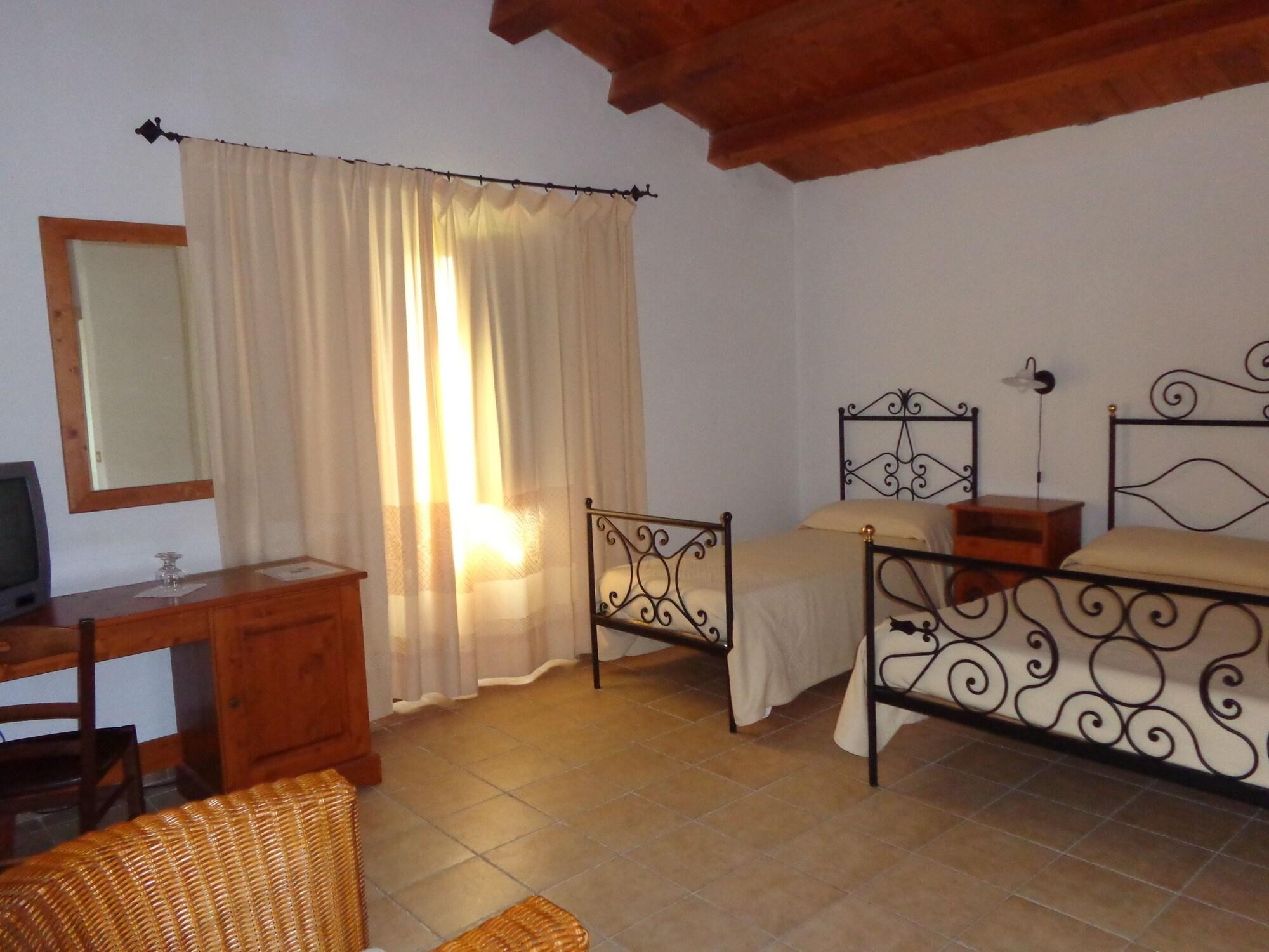 Hotel Su Baione Abbasanta Luaran gambar