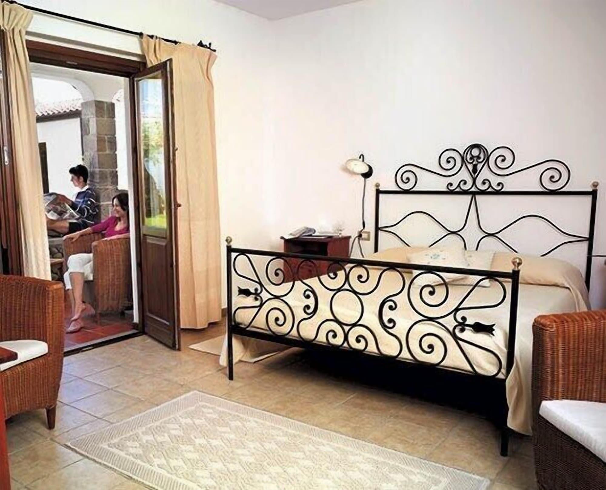 Hotel Su Baione Abbasanta Luaran gambar