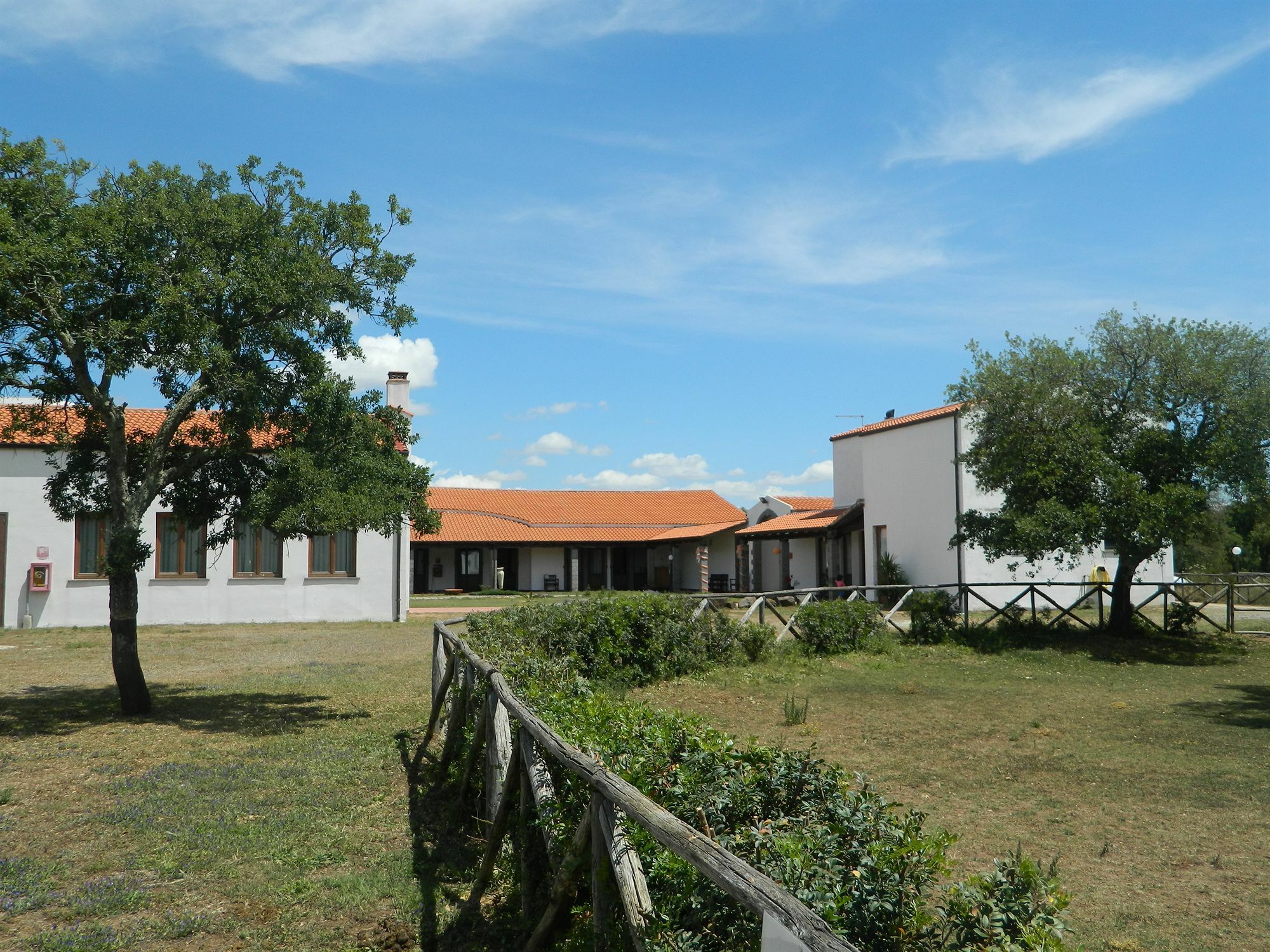 Hotel Su Baione Abbasanta Luaran gambar