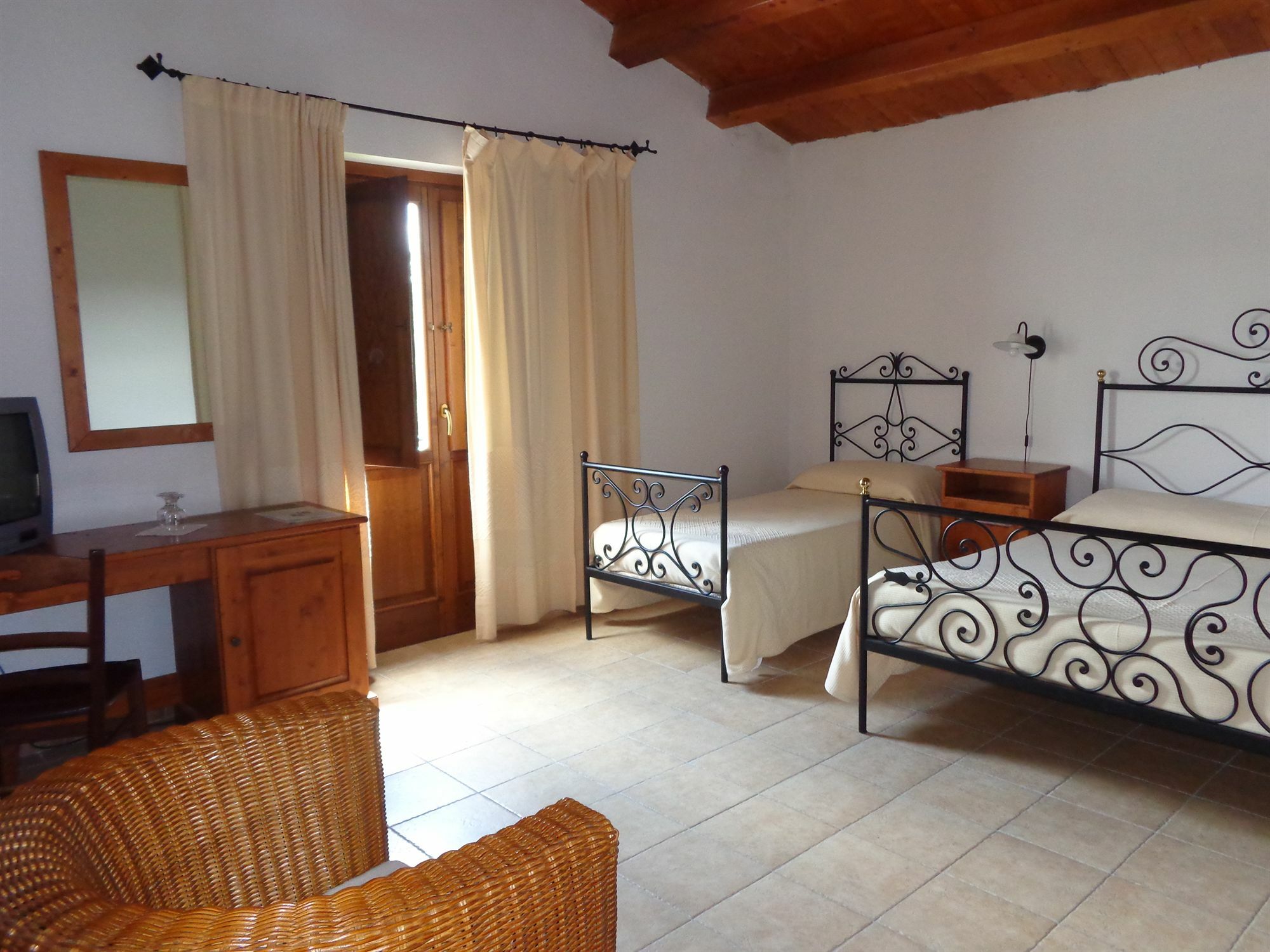 Hotel Su Baione Abbasanta Luaran gambar